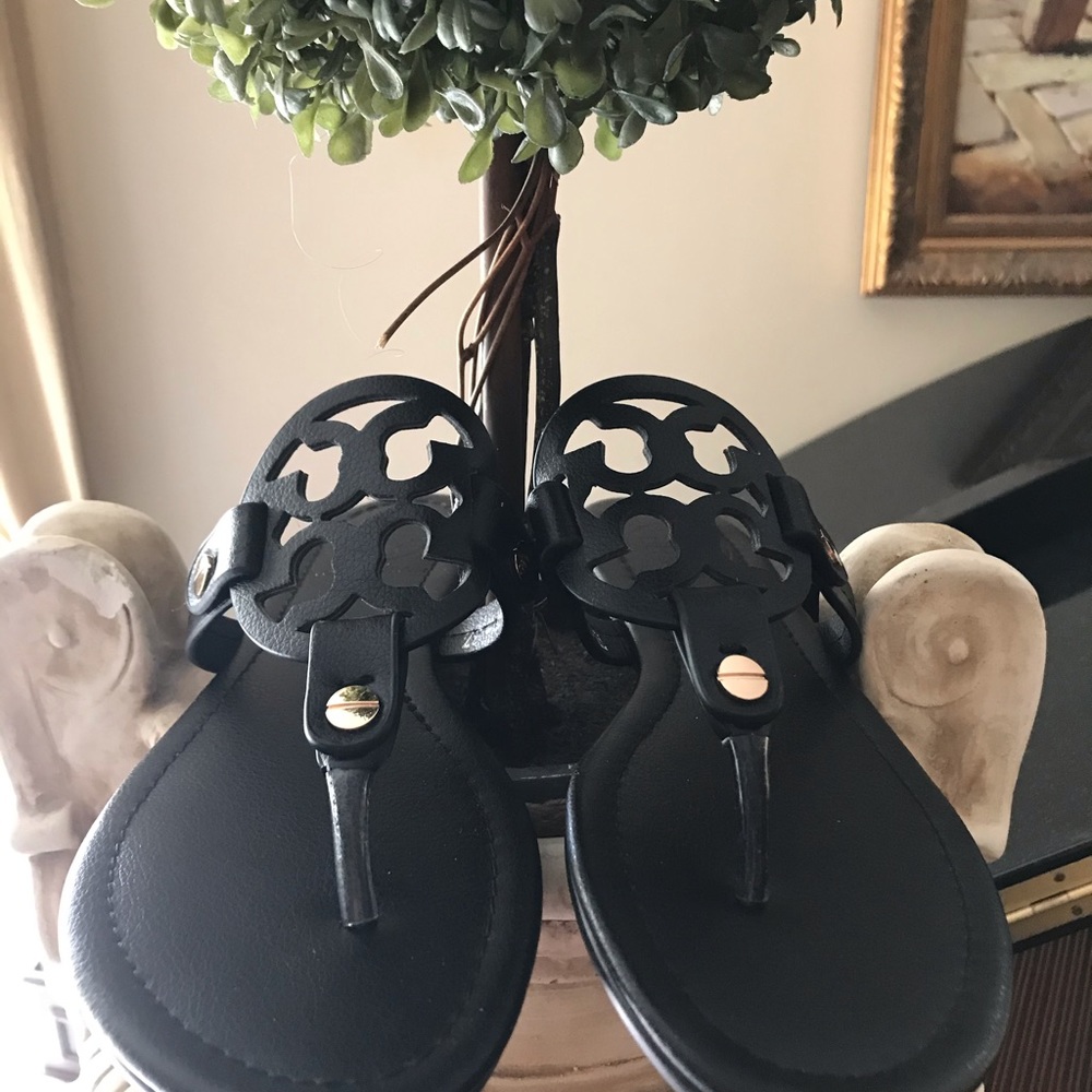 New Tory Burch black Miller sandals flip flops 37 7